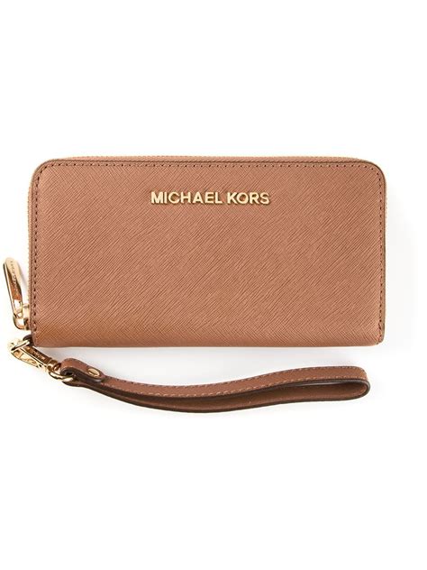 michael kors jet set travel wallet medium|michael kors zippered wallet.